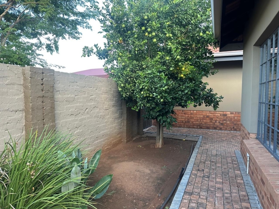 4 Bedroom Property for Sale in Waterkloof A H North West